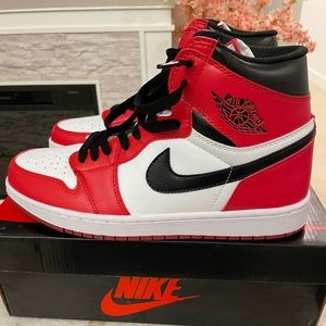 Air Jordan 1 Retro High OG " Chicago" 2015 US Men size 9